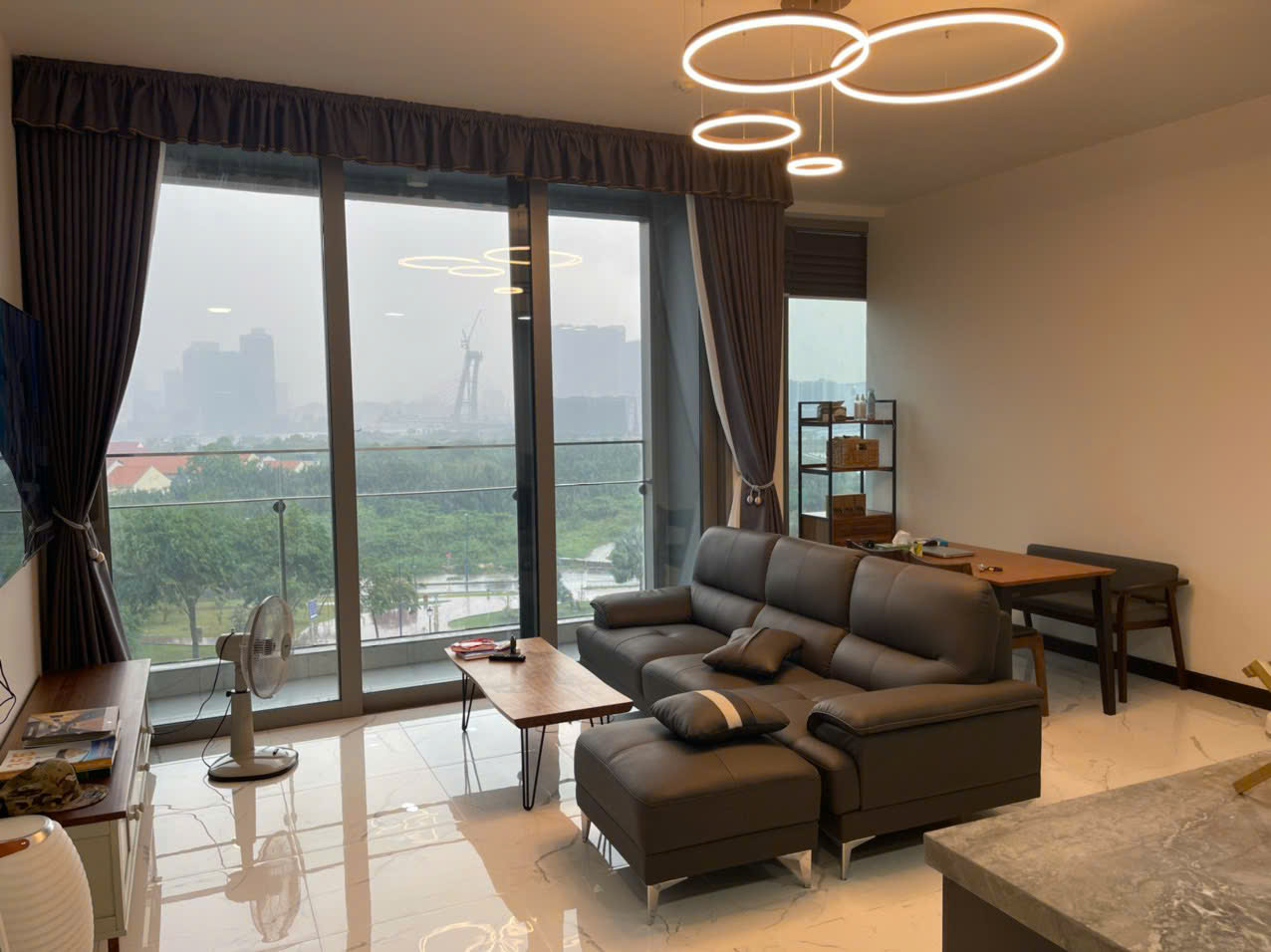 Riverfront 2 bedroom apartment with District 1 skyline views and modern furnishings for rent at Empire City Tilia
