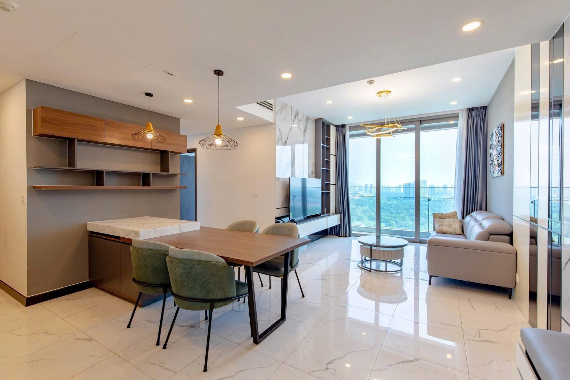 Apartment for rent at Empire City with 2 bedrooms, full furniture and open living view