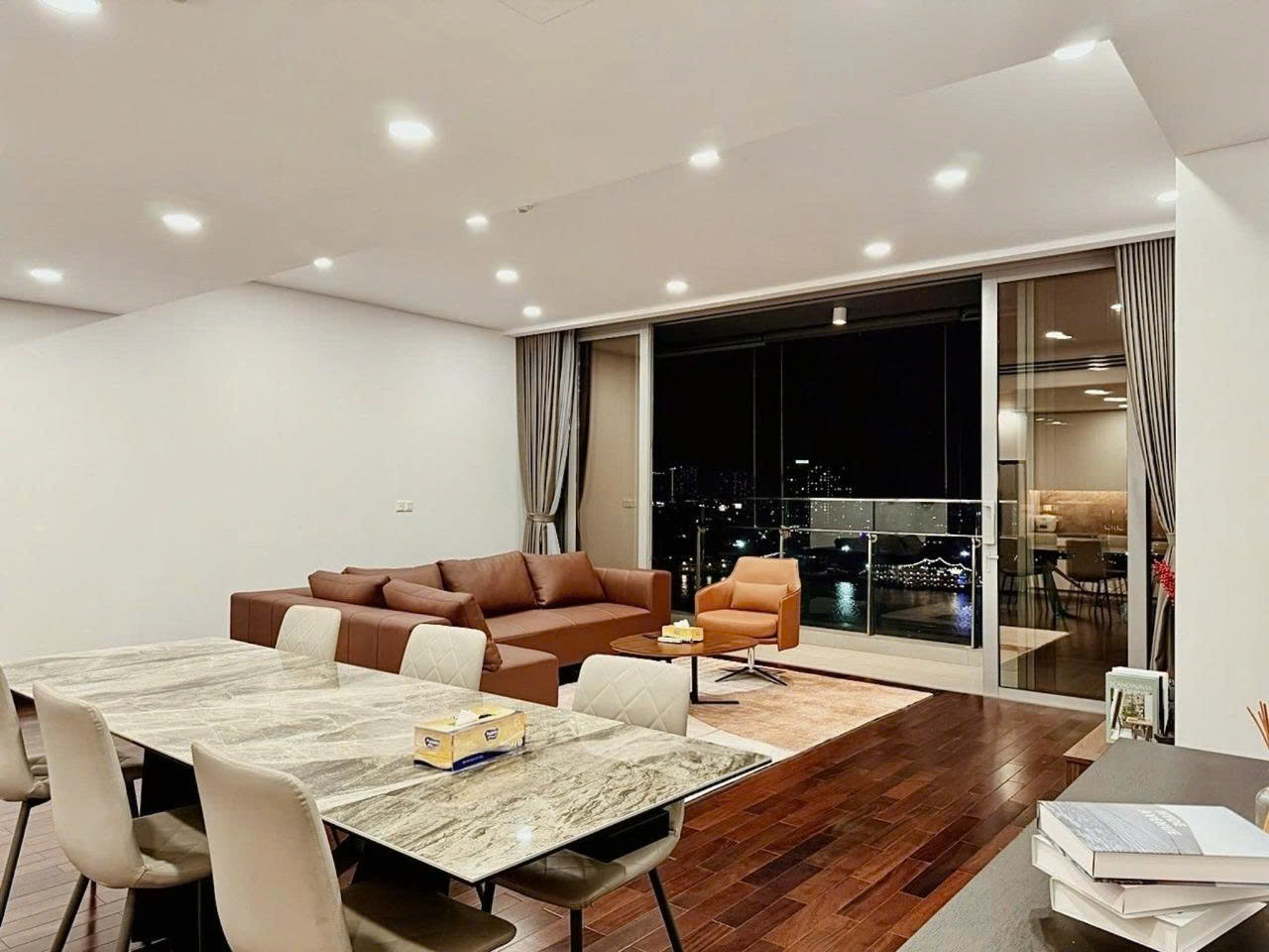 Bán căn hộ Empire City 3PN view sông Quận 1, full nội thất